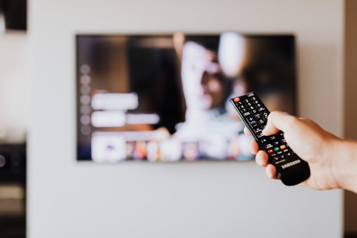 ¿Qué es IPTV y cómo funciona? La guía completa para 2025